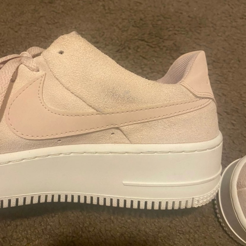 Nike Air Force 1 - Picture 5 of 6